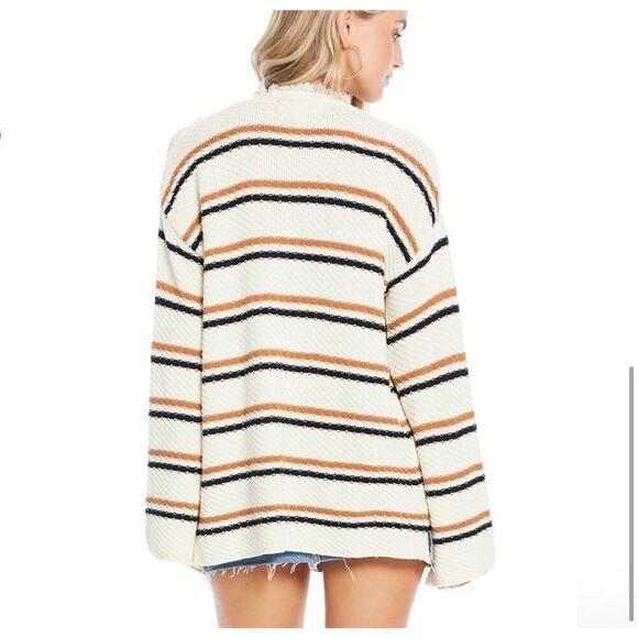 Saltwater Luxe Claire Salty Sweater; Size Medium - Picture 2 of 8